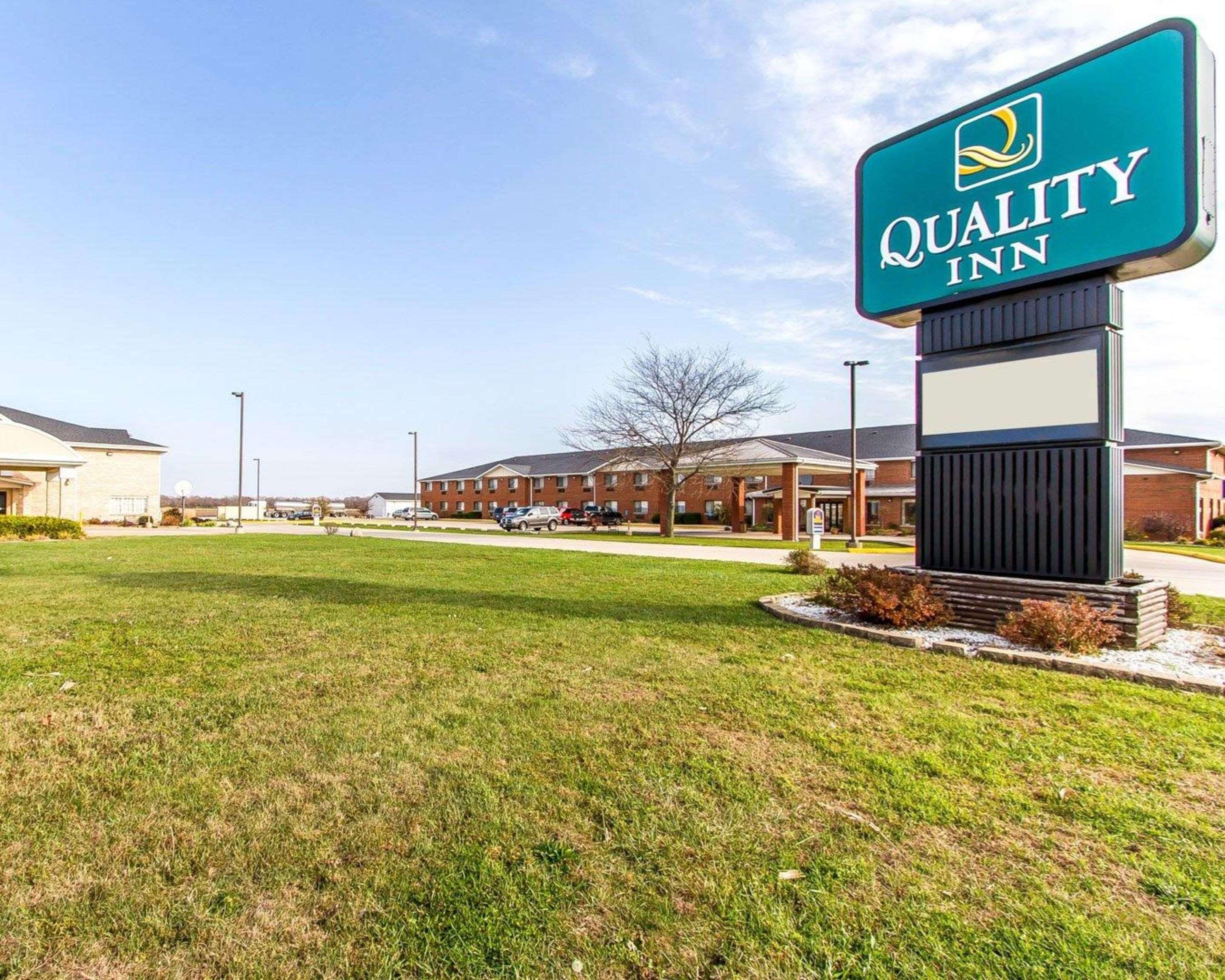 Quality Inn Pontiac Il Exteriör bild