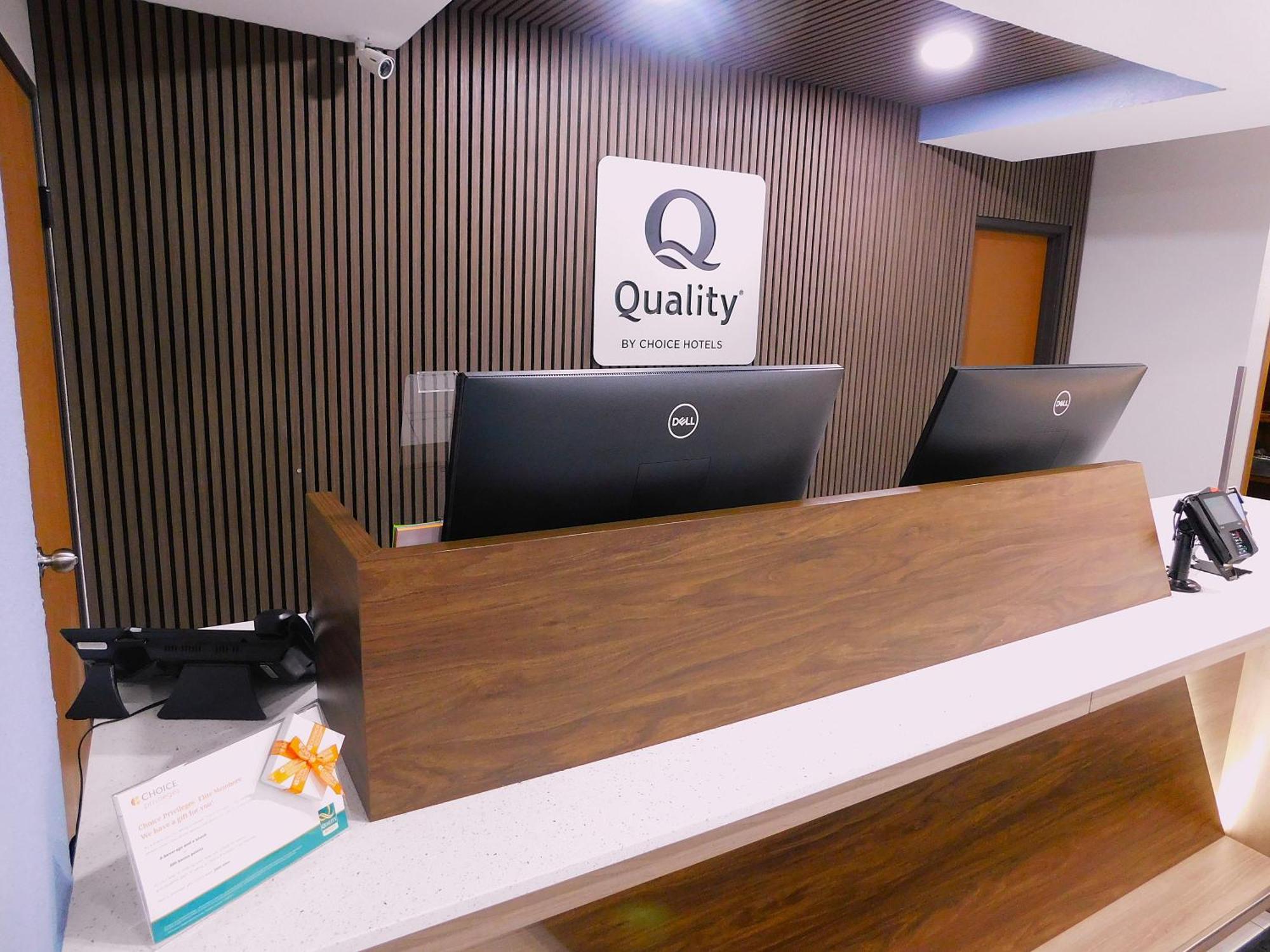 Quality Inn Pontiac Il Exteriör bild